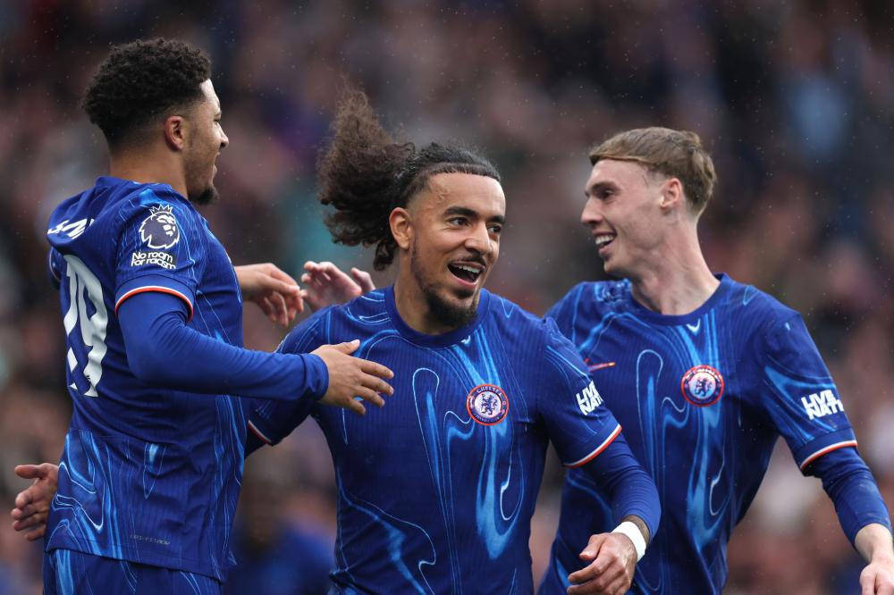 中同样展示 中同样展示